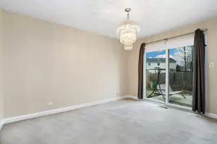 534 Grimes Ave, Naperville, IL 60565 - Photo 5