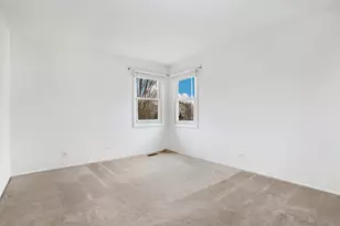 534 Grimes Ave, Naperville, IL 60565 - Photo 17