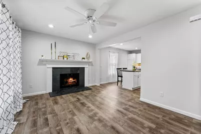 216 5th Street E, Milan, IL 61264 - Photo 3