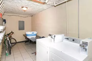 677 S River Rd, Des Plaines, IL 60016 - Photo 13