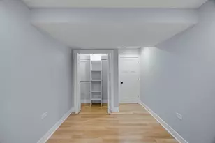 2046 W Moffat St, Chicago, IL 60647 - Photo 9