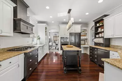 321 N Kenilworth Avenue, Glen Ellyn, IL 60137 - Photo 11