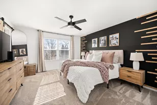 1102 Oxford Cir, Sycamore, IL 60178 - Photo 19