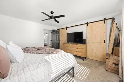 1102 Oxford Circle, Sycamore, IL 60178 - Photo 21