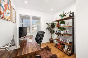 1102 Oxford Cir, Sycamore, IL 60178 - Photo 17