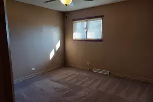 [Address not provided], Plano, IL 60545 - Photo 5