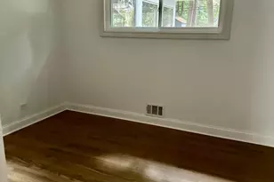 938 Hemlock St, Deerfield, IL 60015 - Photo 7