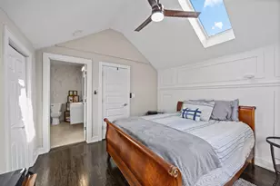 5711 N Karlov Ave, Chicago, IL 60646 - Photo 15