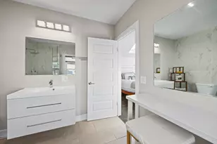 5711 N Karlov Ave, Chicago, IL 60646 - Photo 17