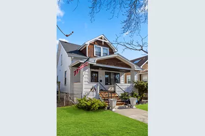 5711 N Karlov Avenue N, Chicago, IL 60646 - Photo 1