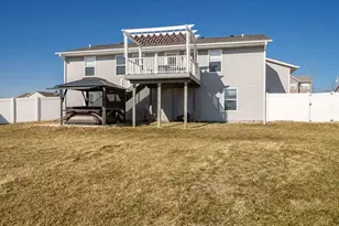 6827 Tupelo, Loves Park, IL 61111 - Photo 53