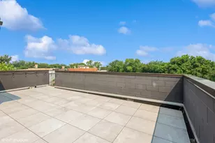 2614 W Cortez St, Chicago, IL 60622 - Photo 15