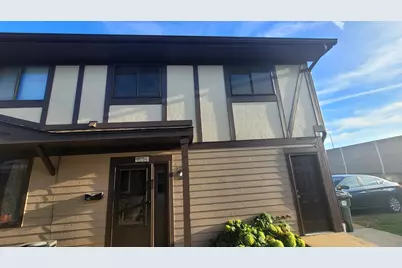 6084 Fremont Drive #6084, Hanover Park, IL 60133 - Photo 3