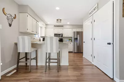 112 S Cottage Avenue, Normal, IL 61761 - Photo 3