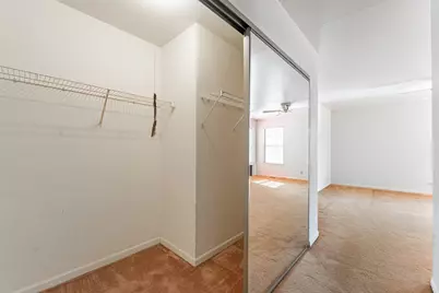 319 W Streamwood Boulevard, Streamwood, IL 60107 - Photo 17