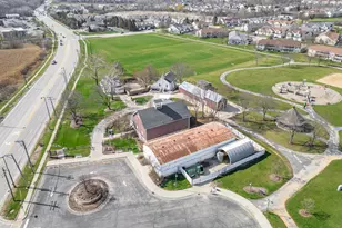 319 W Streamwood Blvd, Streamwood, IL 60107 - Photo 41