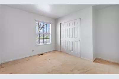 319 W Streamwood Boulevard, Streamwood, IL 60107 - Photo 21