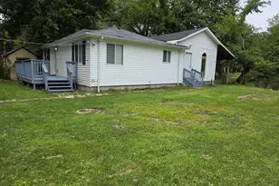 2709 N River Isle Rd, Momence, IL 60954 - Photo 1