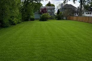 722 E Indiana St, Wheaton, IL 60187 - Photo 7