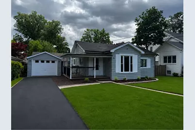 722 E Indiana Street, Wheaton, IL 60187 - Photo 1