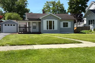 722 E Indiana St, Wheaton, IL 60187 - Photo 1