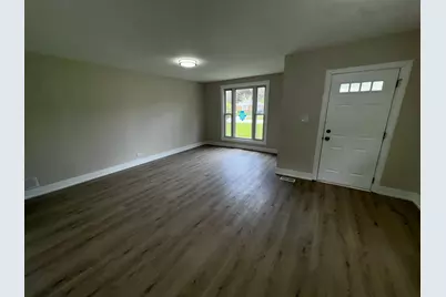 722 E Indiana Street, Wheaton, IL 60187 - Photo 3