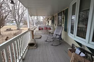 503 Walnut St, Delavan, IL 61734 - Photo 5