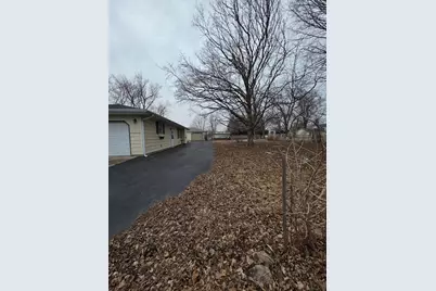 503 Walnut Street, Delavan, IL 61734 - Photo 7