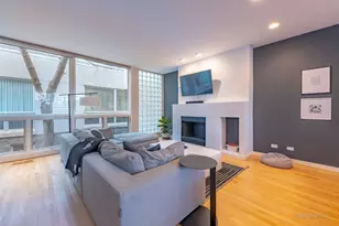 663 N Sangamon St, Chicago, IL 60642 - Photo 3