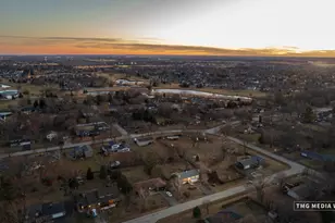 24331 Davids Ct, Naperville, IL 60564 - Photo 41