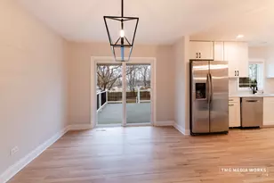 24331 Davids Ct, Naperville, IL 60564 - Photo 9