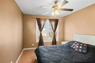 51 W Stevenson Dr, Glendale Heights, IL 60139 - Photo 19