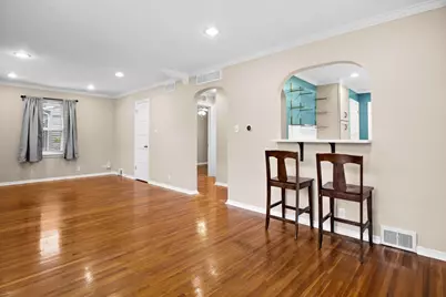 1428 S 3rd Street, Saint Charles, IL 60174 - Photo 5