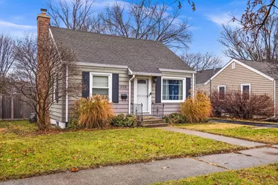1428 S 3rd Street, Saint Charles, IL 60174 - Photo 3