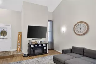 410 Talladega Dr, Poplar Grove, IL 61065 - Photo 9