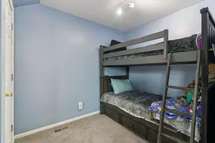 912 River Terrace Dr, Johnsburg, IL 60051 - Photo 25