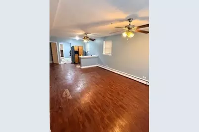 7637 S Essex Avenue #B, Chicago, IL 60649 - Photo 5