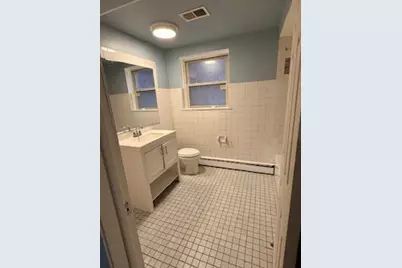 7637 S Essex Avenue #B, Chicago, IL 60649 - Photo 3