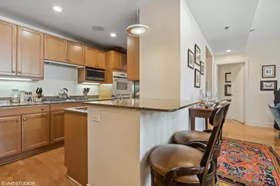 55 E Erie Street #1402, Chicago, IL 60611 - Photo 9