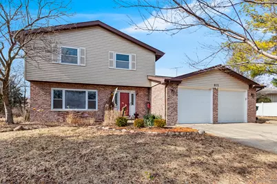 805 S Raven Road, Shorewood, IL 60404 - Photo 1