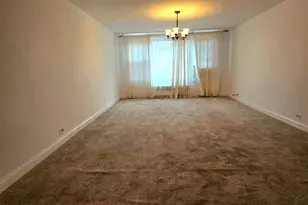 2834 W Granville Ave, Chicago, IL 60659 - Photo 7