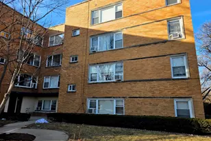 2834 W Granville Ave, Chicago, IL 60659 - Photo 1