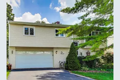 111 S Brighton Place, Arlington Heights, IL 60004 - Photo 1