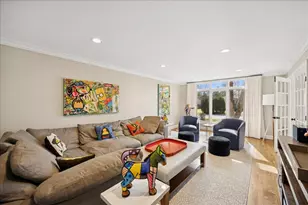 2551 Hybernia Dr, Highland Park, IL 60035 - Photo 11