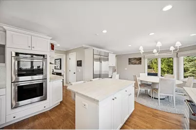 2551 Hybernia Drive, Highland Park, IL 60035 - Photo 15