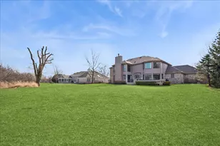 2551 Hybernia Dr, Highland Park, IL 60035 - Photo 35