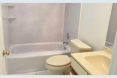 21W581 North Avenue #51, Lombard, IL 60148 - Photo 15