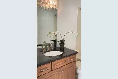 21W581 North Avenue #51, Lombard, IL 60148 - Photo 9