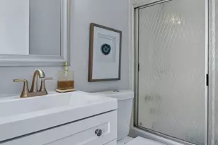 6630 S Brainard Ave, Countryside, IL 60525 - Photo 15