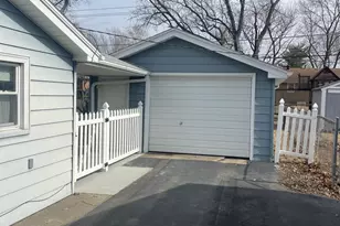 250 N Levasseur Ave, Bourbonnais, IL 60914 - Photo 13